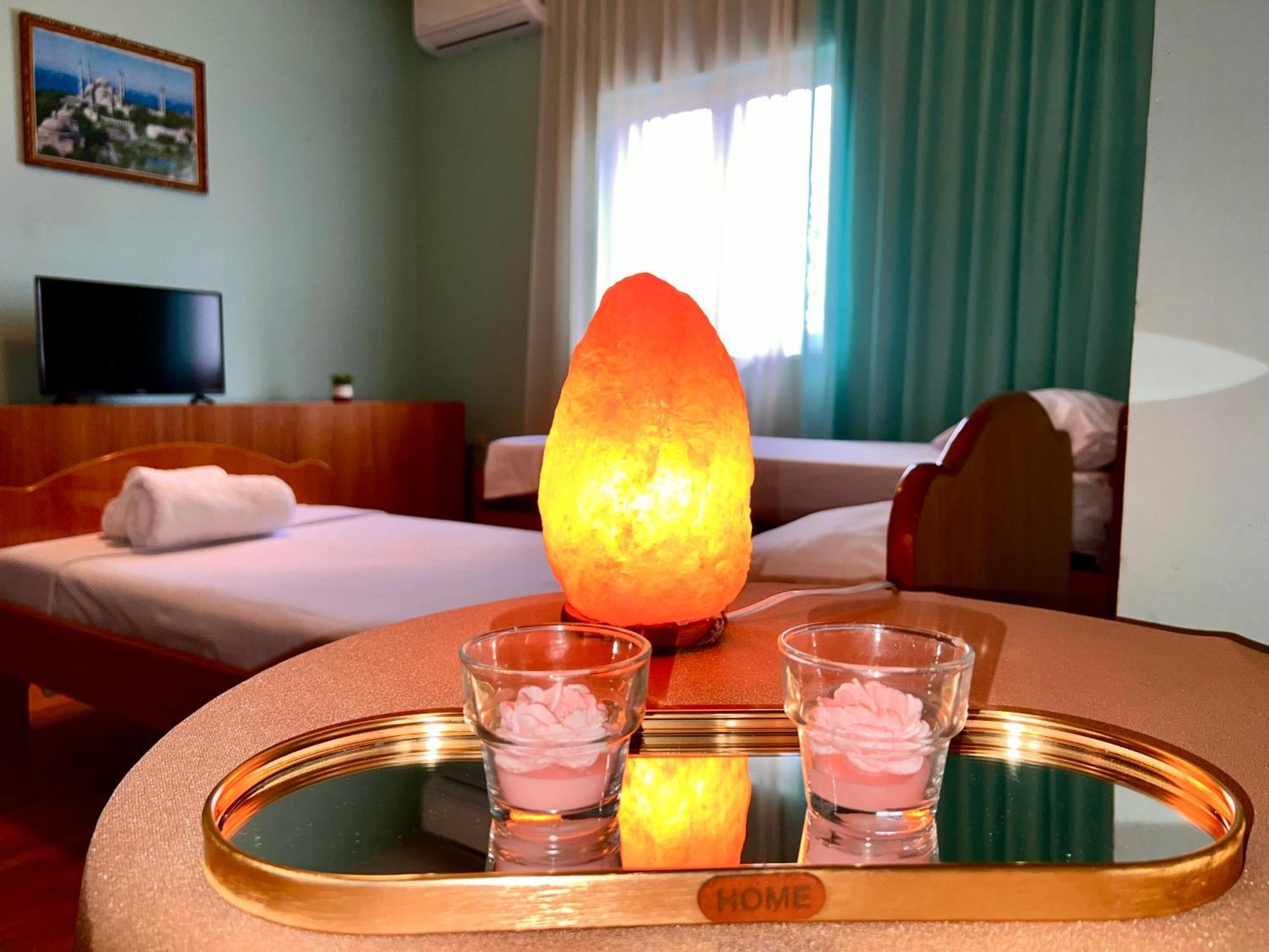 Berat Private Room In Haxhialiu Villa エクステリア 写真